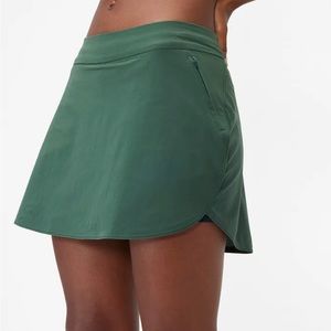 Outdoor Voices The Exercise 3 inch Skort in Evergreen